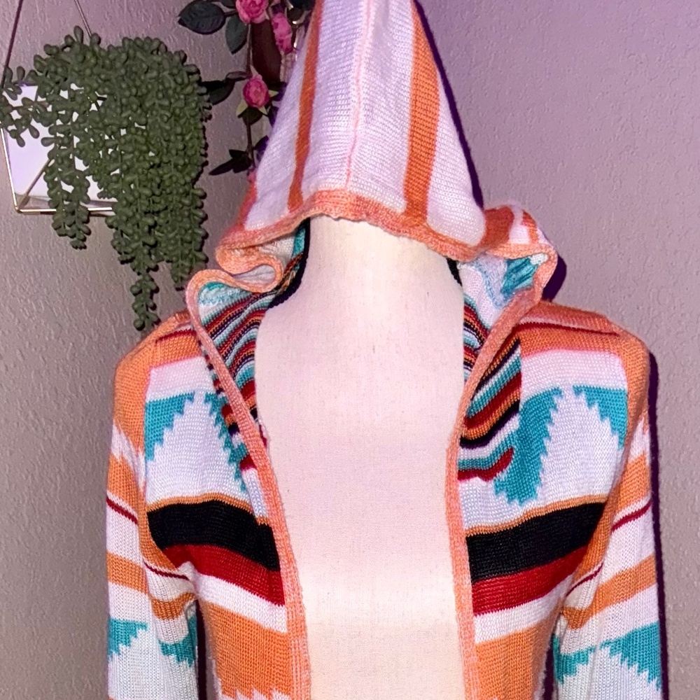 Women’s Ekkleisa Aztec Pattern Hooded Cardigan